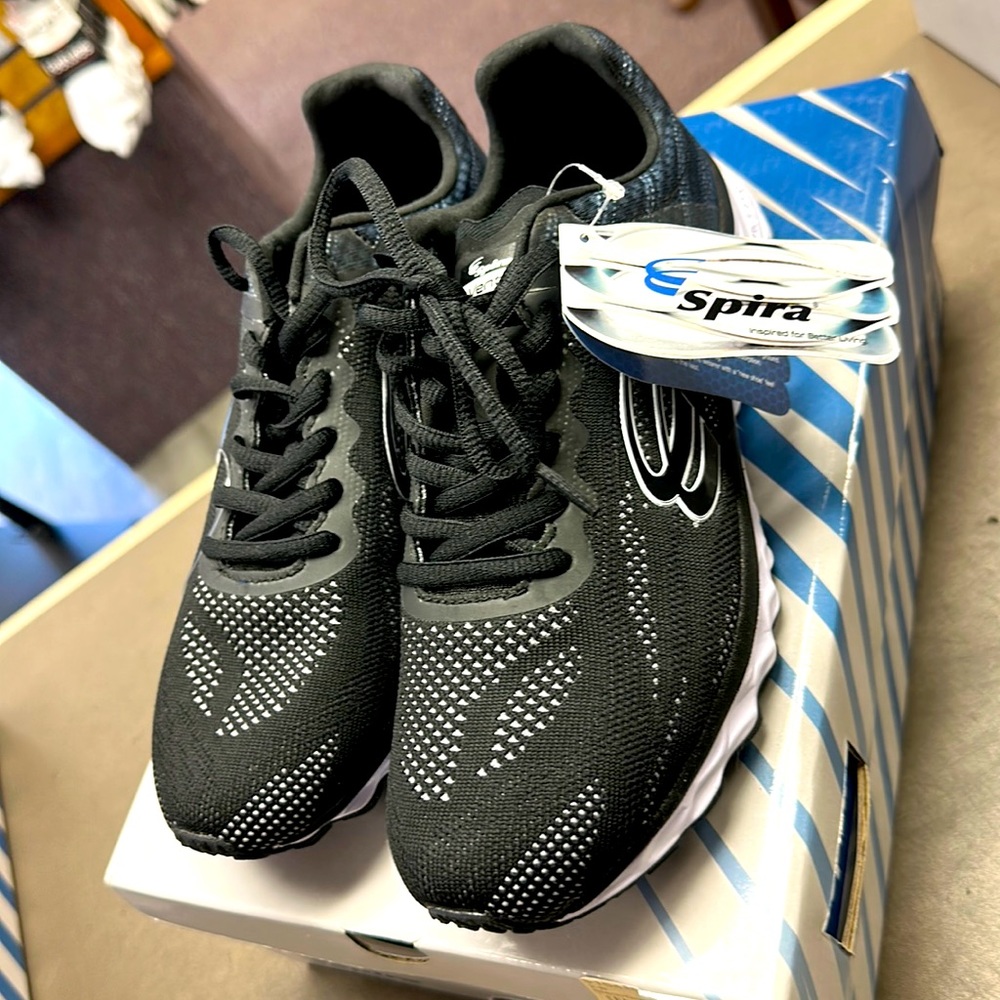 Spira Vento 6.5 Med Women’s Sneaker